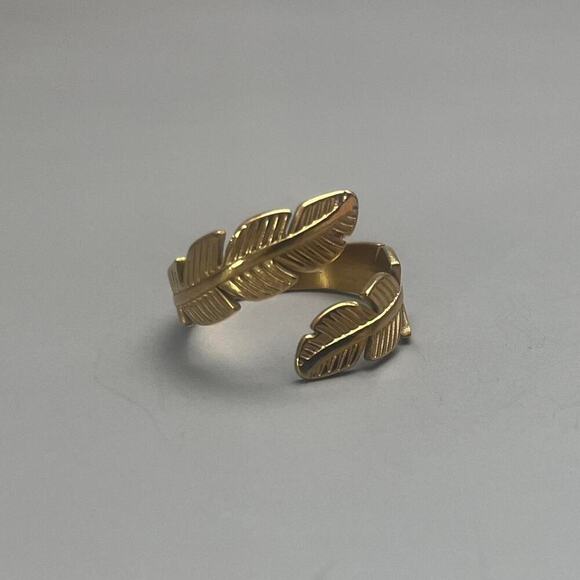 y2k 2000s vintage gold leaf ring - Picture 1 of 6